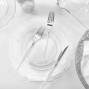 Scallop Design Plastic Plates Scalloped Clear • Silver Plastic Plates | 10 Pack