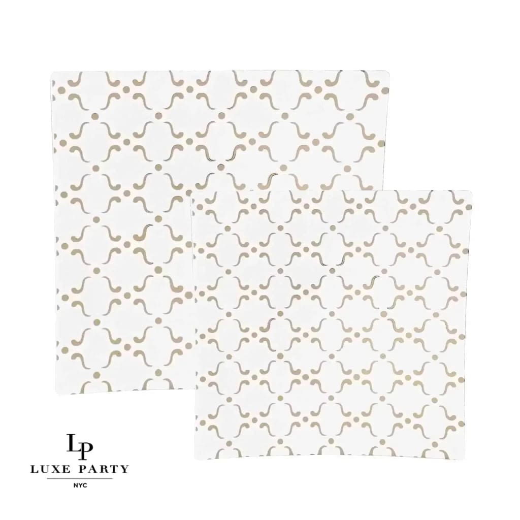 Square Accent Pattern Plastic Plates Square White • Gold Pattern Plastic Plates | 10 Plates